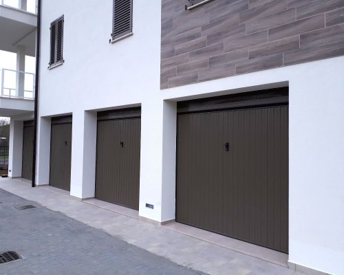 PORTE-BASCULANTI-BALLAN